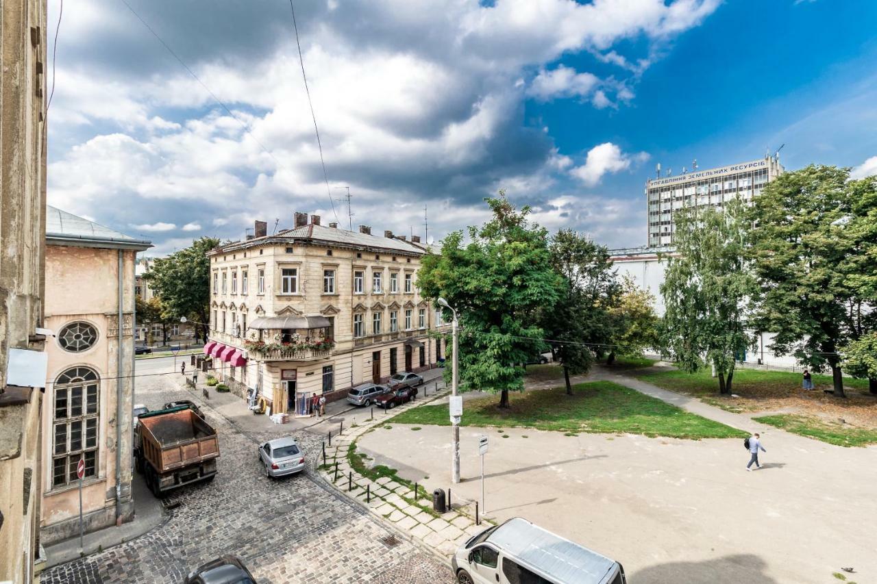 Kumpel Apartment Lwów Zewnętrze zdjęcie