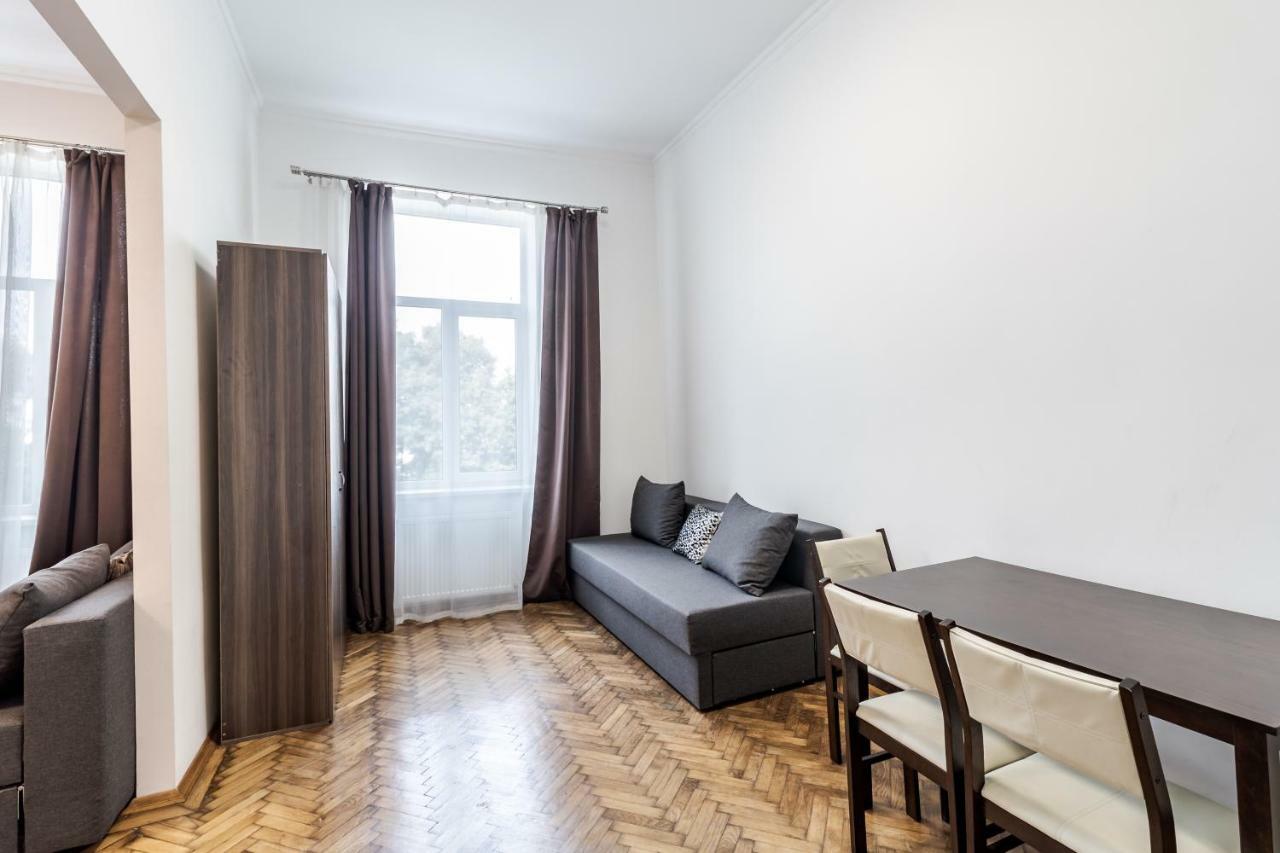 Kumpel Apartment Lwów Zewnętrze zdjęcie